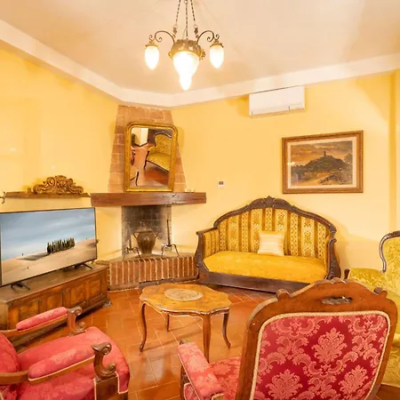 Villa Lorena Con Piscina